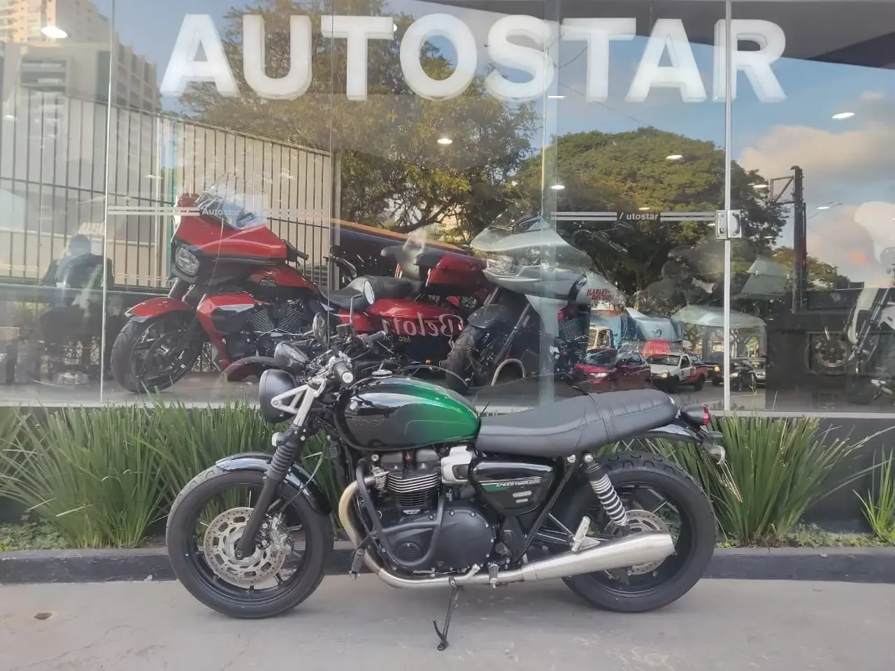 galeria Speed Twin 900