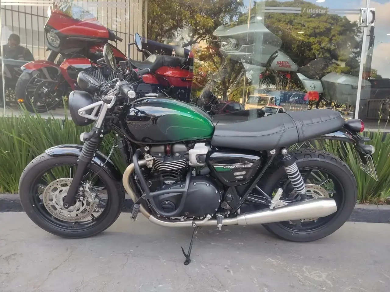 galeria Speed Twin 900