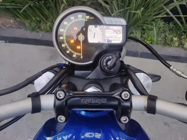 Triumph Speed 400 ABS