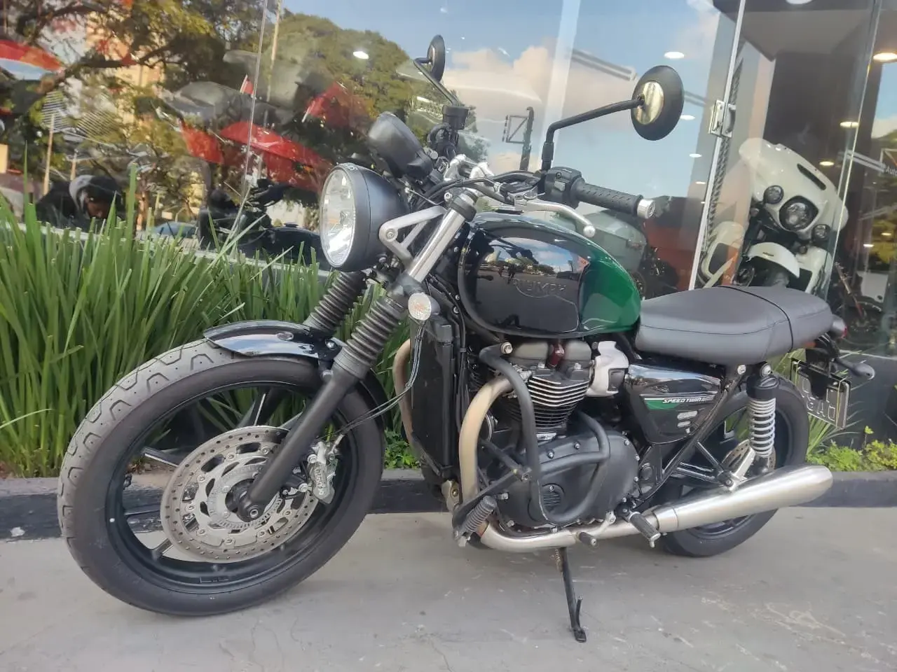 galeria Speed Twin 900
