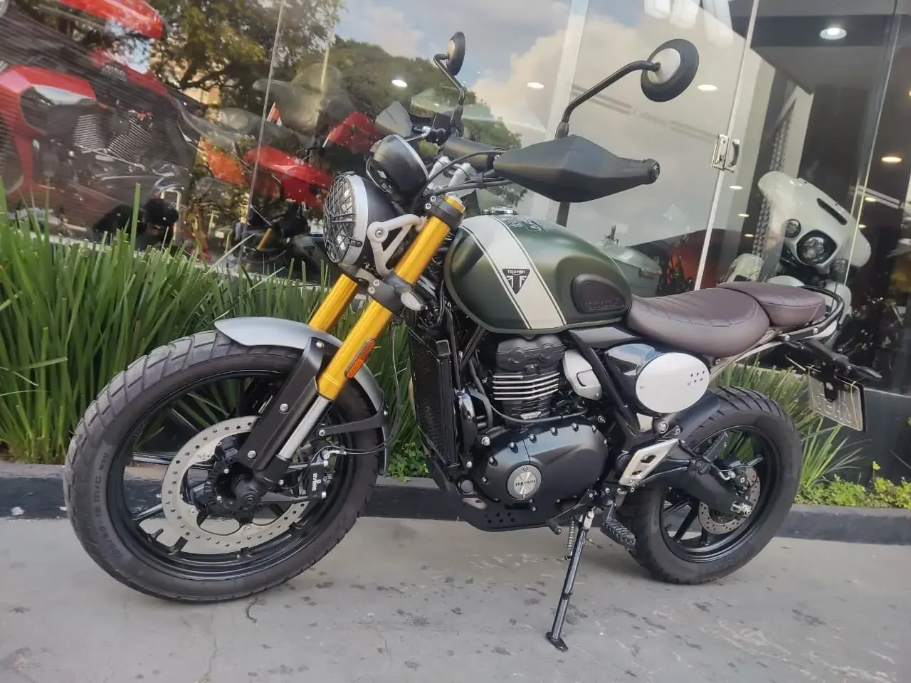 galeria Scrambler 400 X
