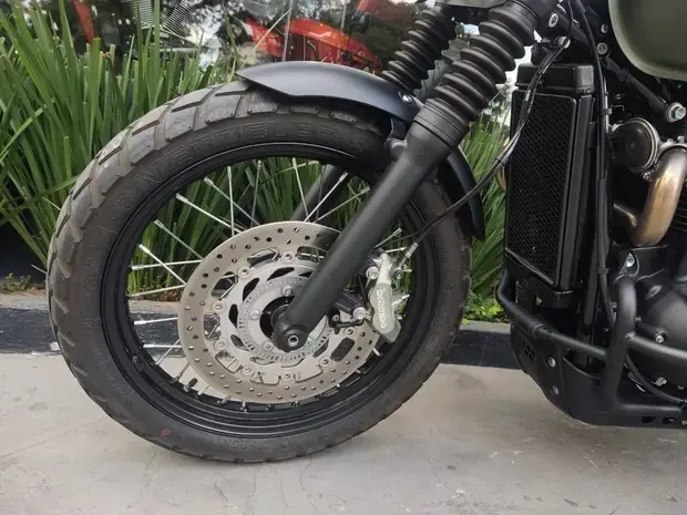 Triumph Scrambler 900 ABS