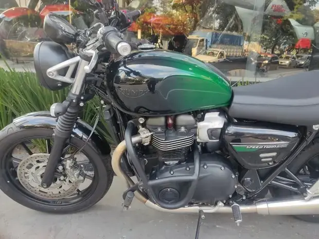 Triumph Speed Twin 900 ABS