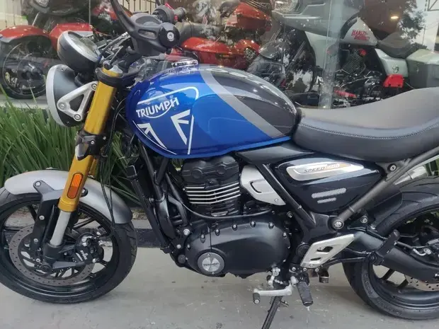 Triumph Speed 400 ABS