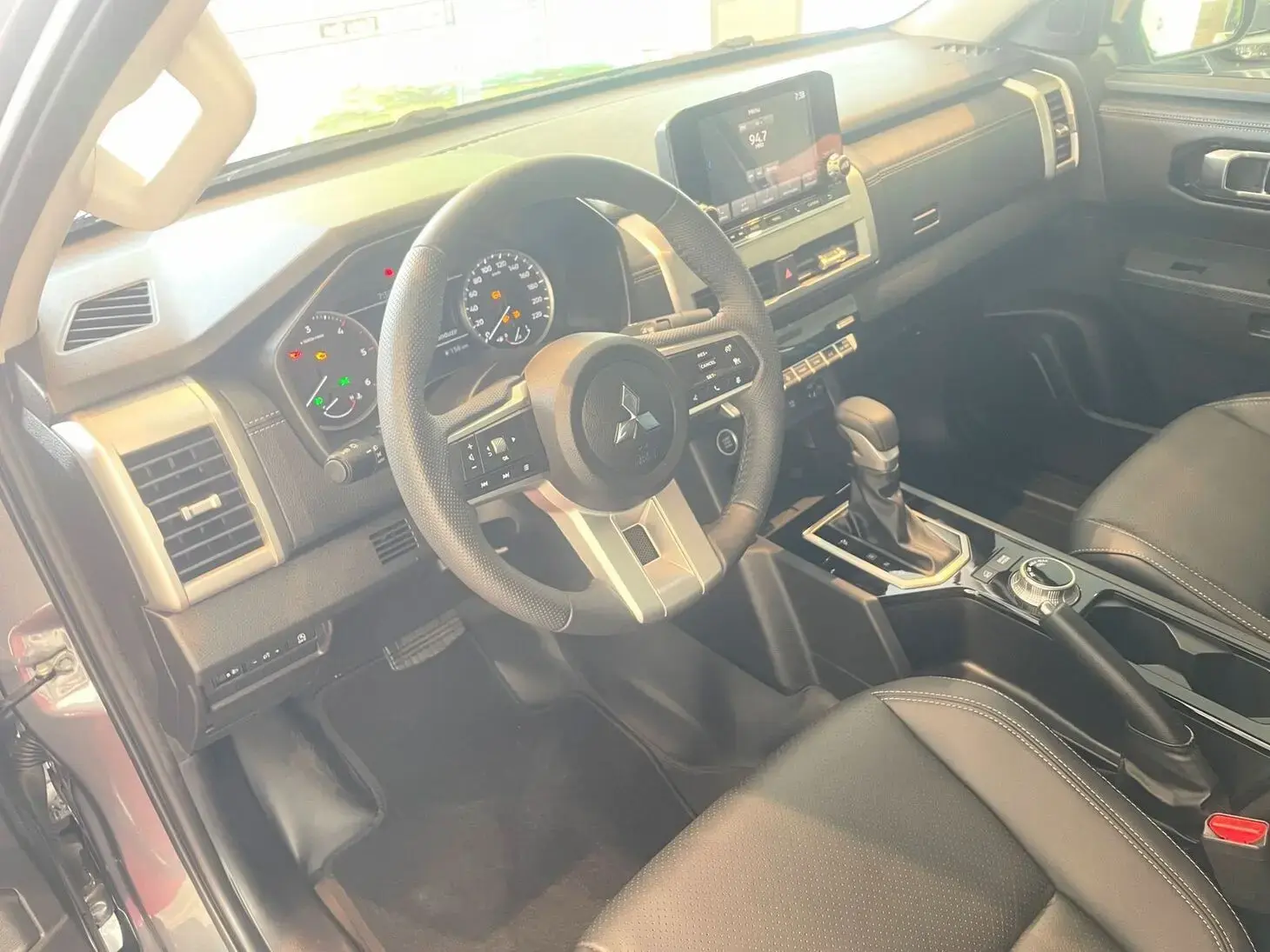 galeria TRITON HPE-S 2.4TDi 16v 4X4 C.D