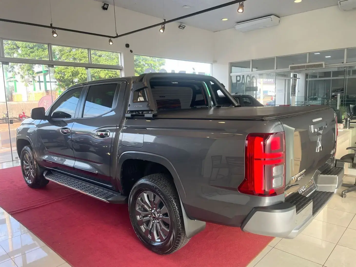 galeria TRITON HPE-S 2.4TDi 16v 4X4 C.D