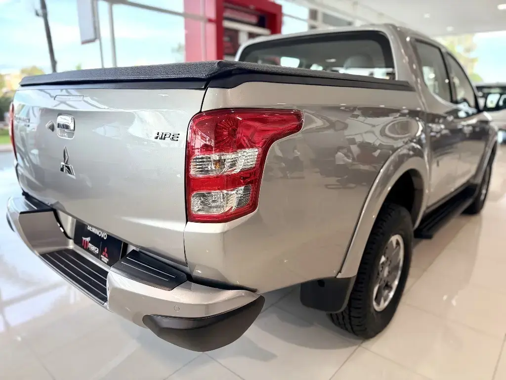 galeria L200 TRITON