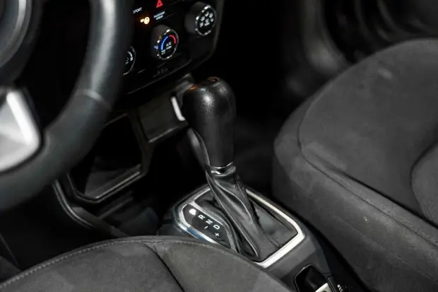 Jeep RENEGADE 1.8 16V FLEX 4P AUTOMÁTICO