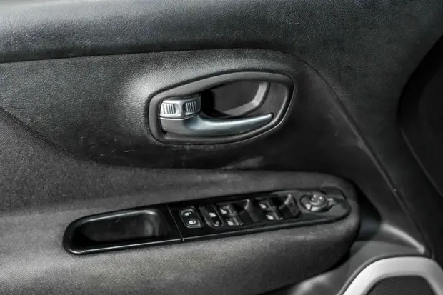 Jeep RENEGADE 1.8 16V FLEX 4P AUTOMÁTICO