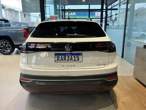 Volkswagen NIVUS 1.0 200 TSI TOTAL FLEX COMFORTLINE AUTOMÁTICO