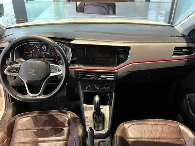 Volkswagen NIVUS 1.0 200 TSI TOTAL FLEX COMFORTLINE AUTOMÁTICO