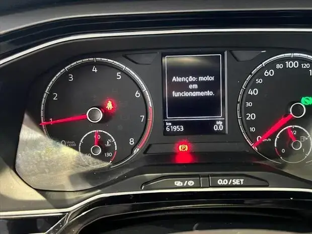Volkswagen NIVUS 1.0 200 TSI TOTAL FLEX COMFORTLINE AUTOMÁTICO