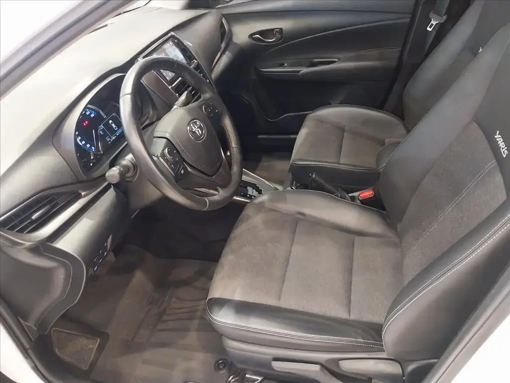 galeria YARIS