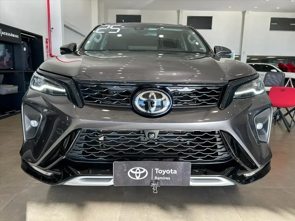 galeria HILUX SW4