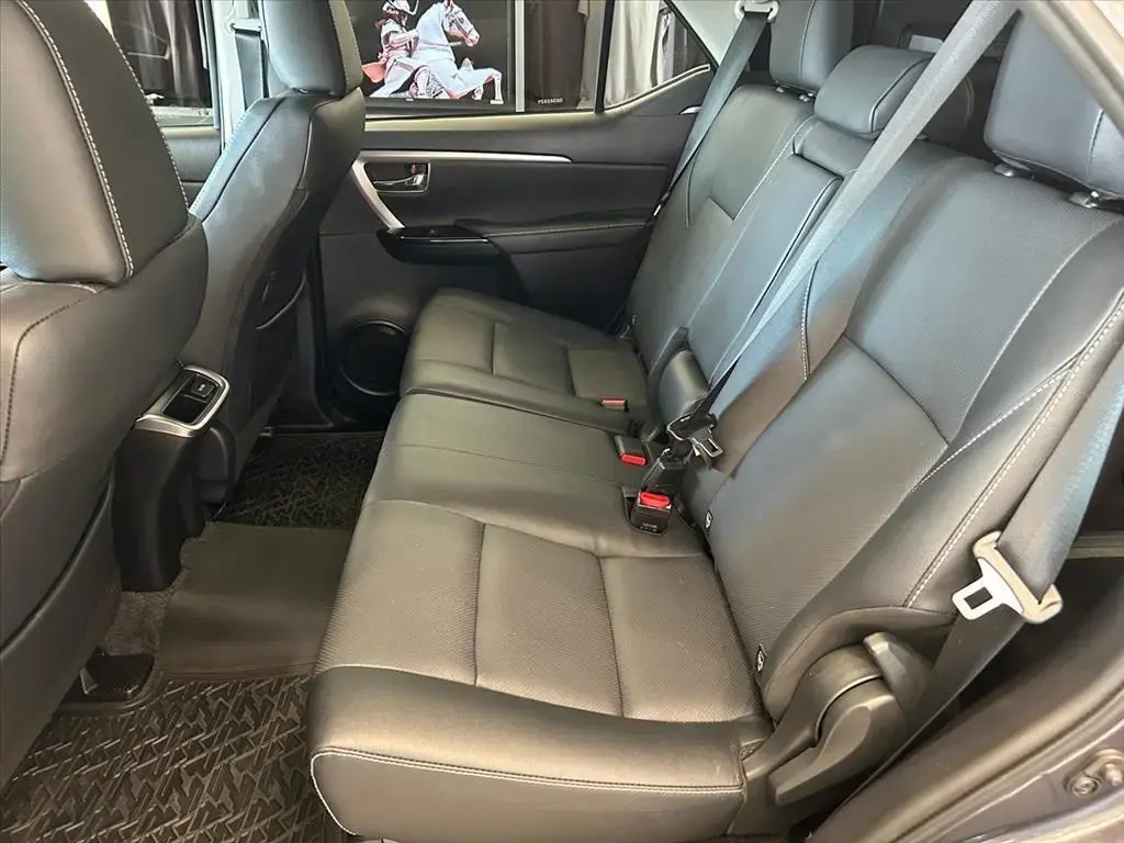 galeria HILUX SW4