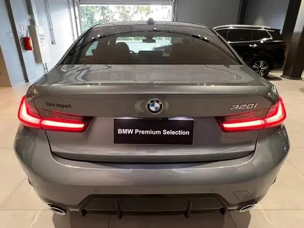 Bmw 320i M Sport 2.0 Turbo (Aut.)