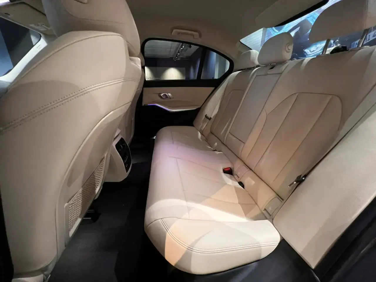 galeria 320i