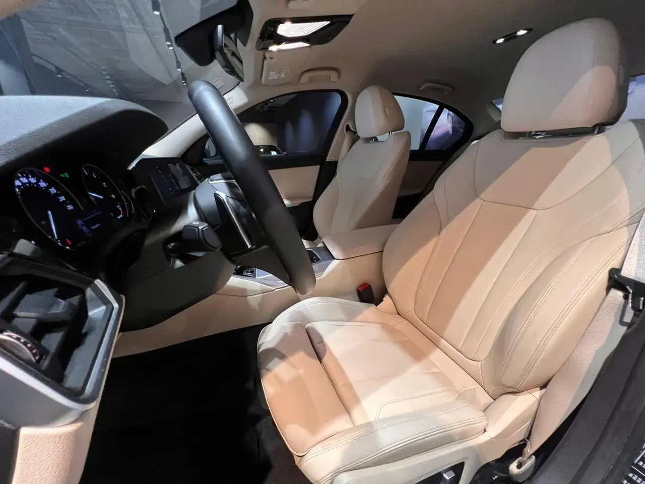 galeria 320i