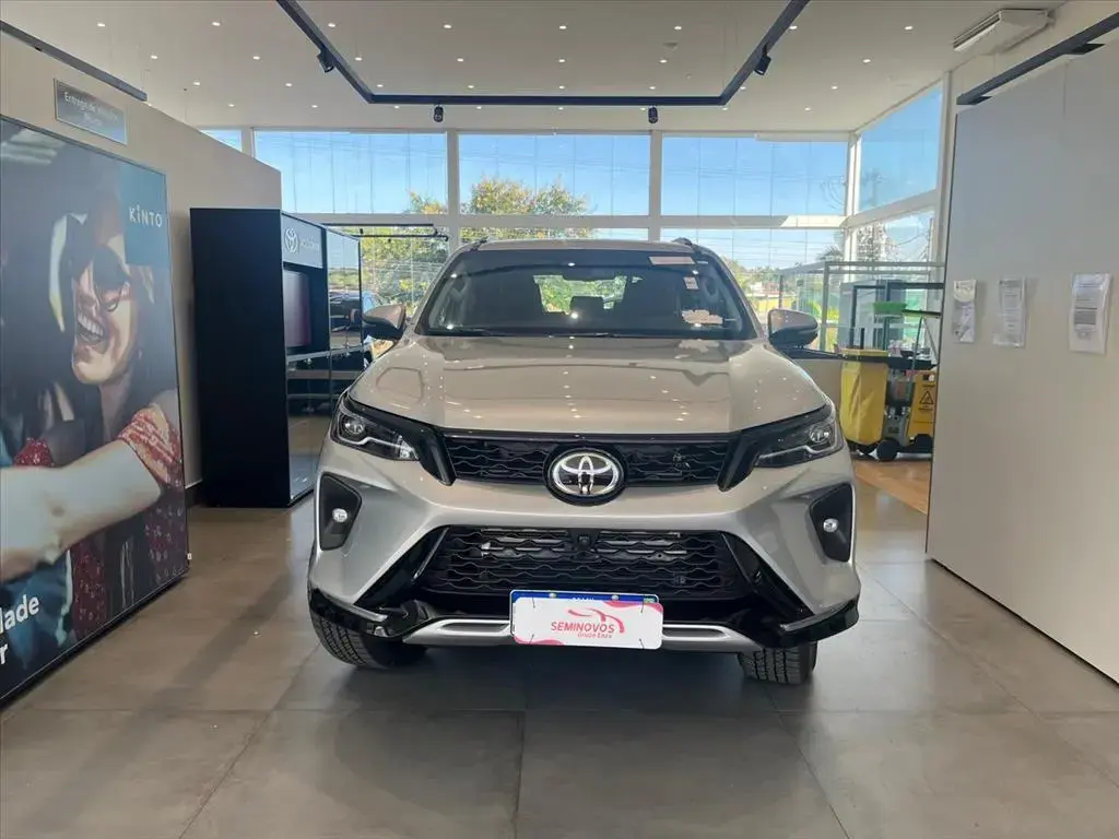 galeria HILUX SW4