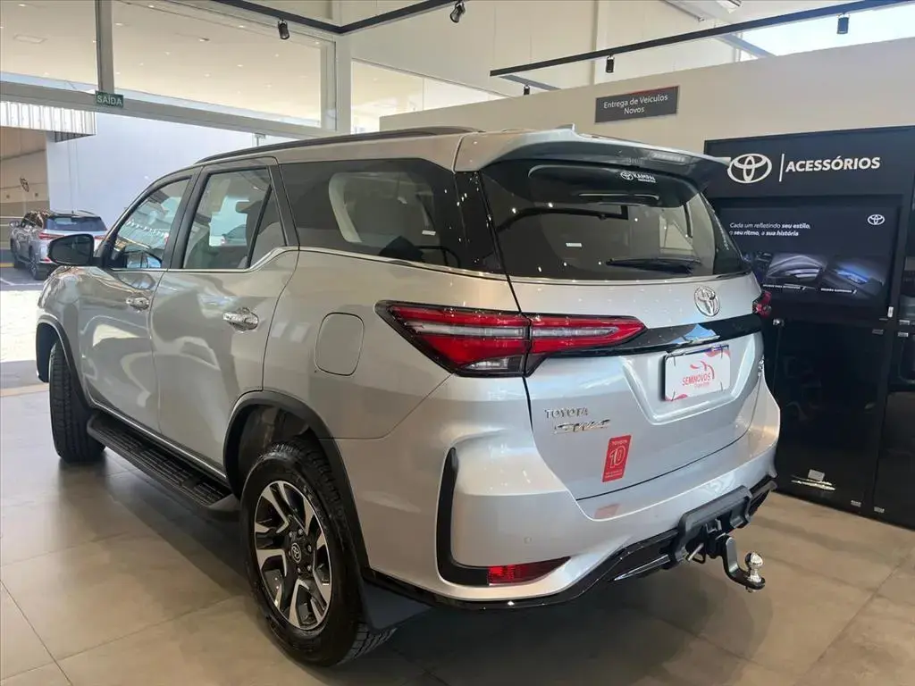 galeria HILUX SW4