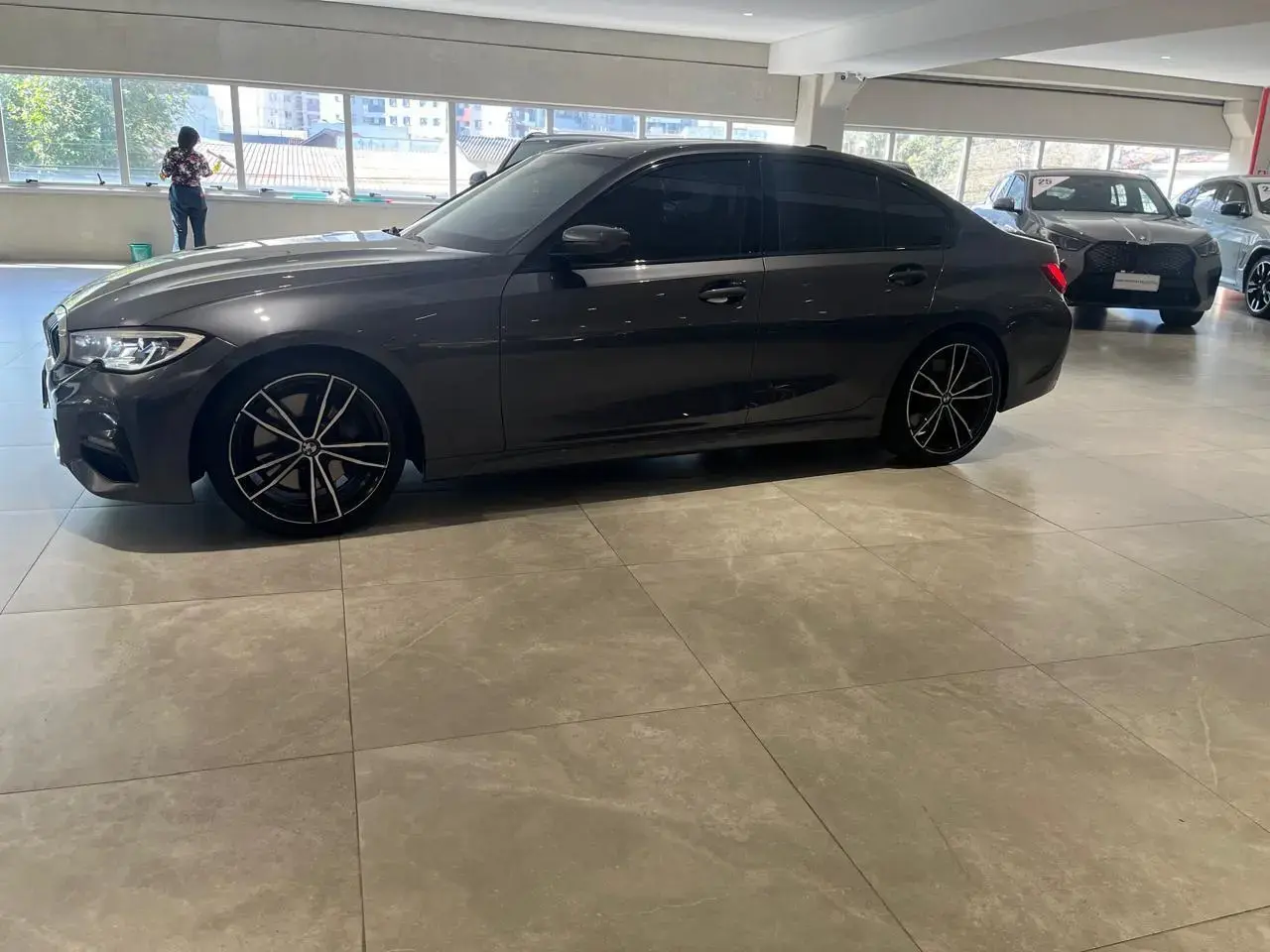 galeria 330i