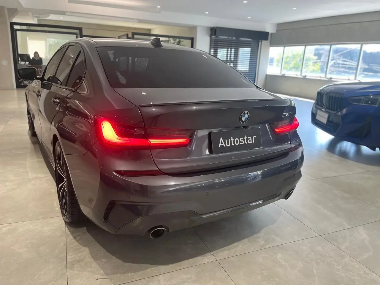 galeria 330i