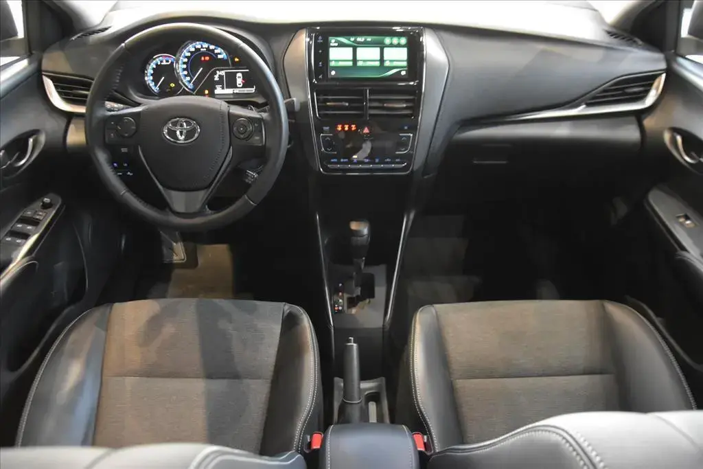galeria YARIS