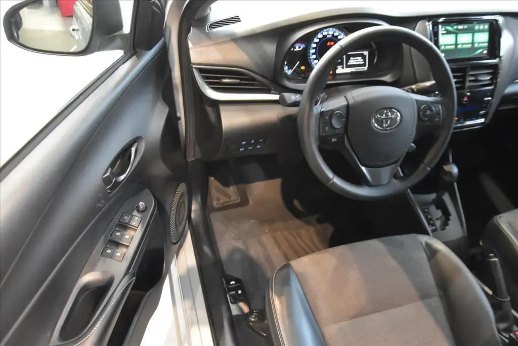 galeria YARIS