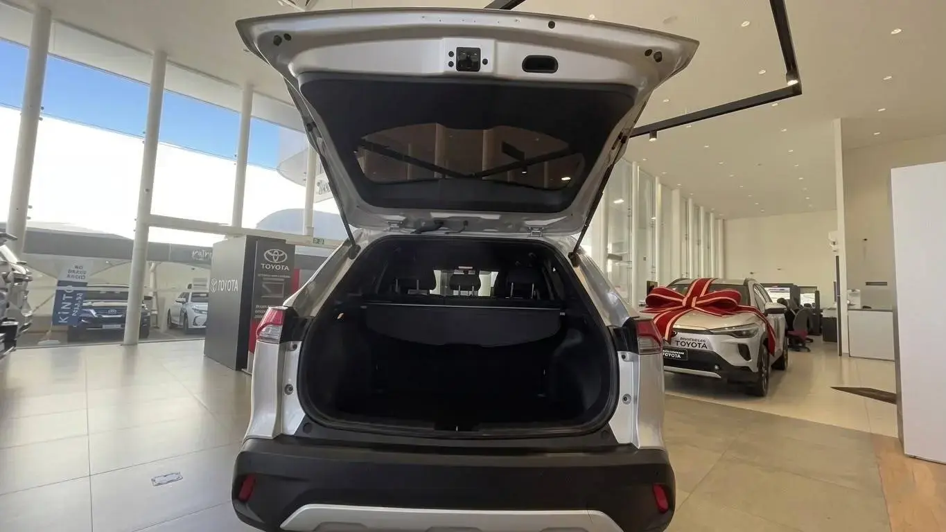 galeria COROLLA CROSS XRE