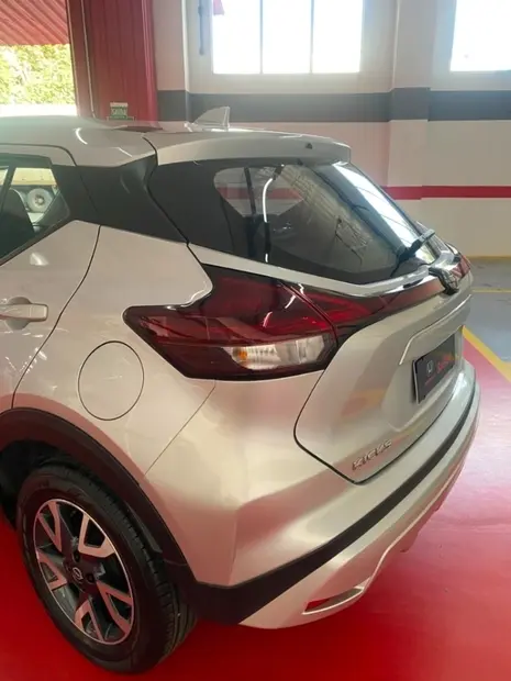 Nissan KICKS 1.6 16V FLEXSTART SENSE XTRONIC