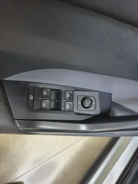 Volkswagen T-CROSS 1.0 200 TSI TOTAL FLEX COMFORTLINE AUTOMÁTICO