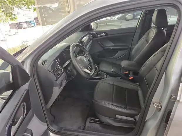 Volkswagen T-CROSS 1.0 200 TSI TOTAL FLEX COMFORTLINE AUTOMÁTICO