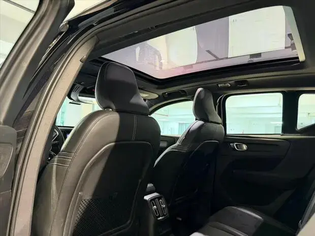 Volvo XC40 1.5 T5 RECHARGE R-DESIGN GEARTRONIC