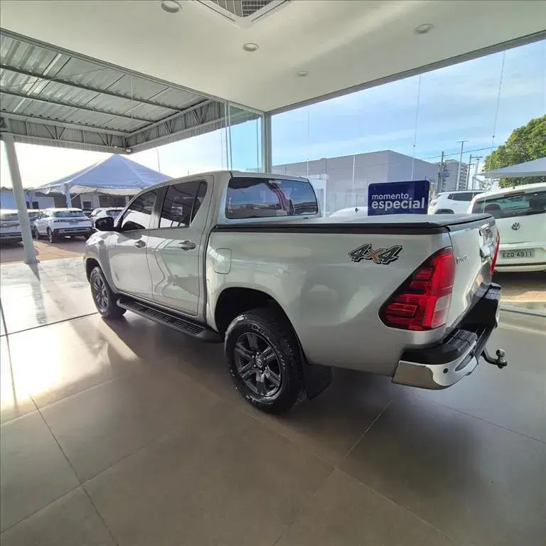 galeria HILUX
