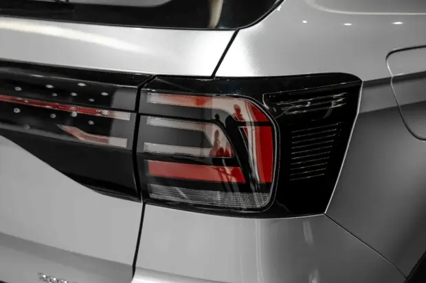 Volkswagen T-CROSS 1.0 200 TSI TOTAL FLEX SENSE AUTOMÁTICO