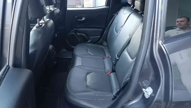 Jeep RENEGADE 1.3 T270 TURBO FLEX LONGITUDE AT6