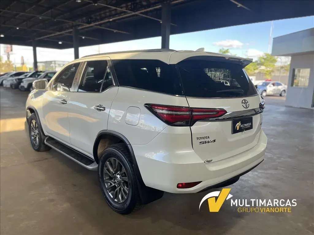 galeria HILUX