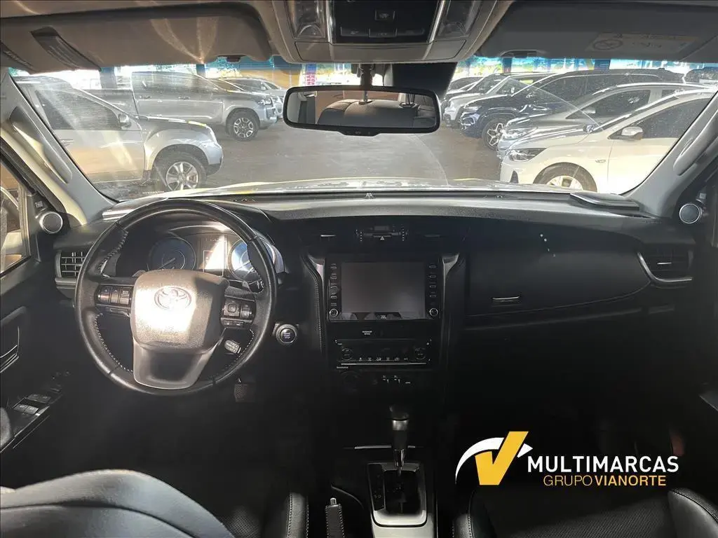 galeria HILUX