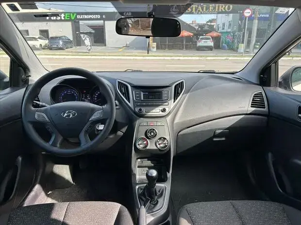 Hyundai HB20 1.0 COMFORT 12V FLEX 4P MANUAL