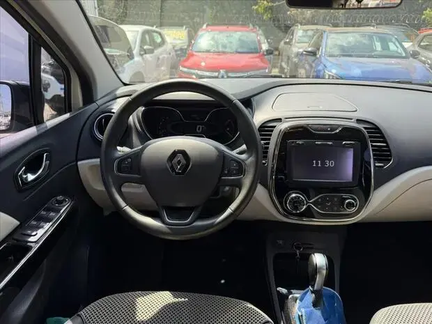Renault CAPTUR 1.6 16V SCE FLEX INTENSE X-TRONIC