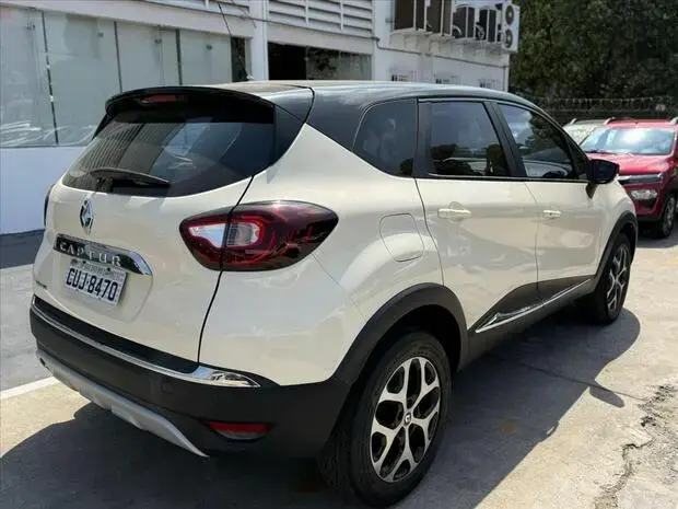 Renault CAPTUR 1.6 16V SCE FLEX INTENSE X-TRONIC