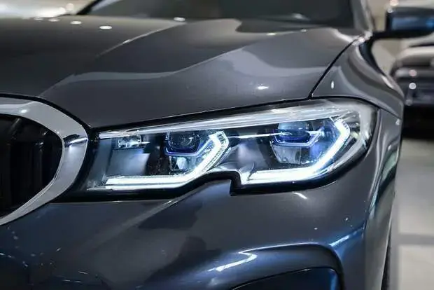 Bmw 330i 2.0 M Sport AT