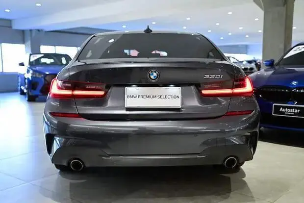 Bmw 330i 2.0 M Sport AT