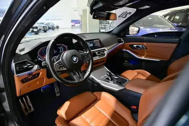 Bmw 330i 2.0 M Sport AT
