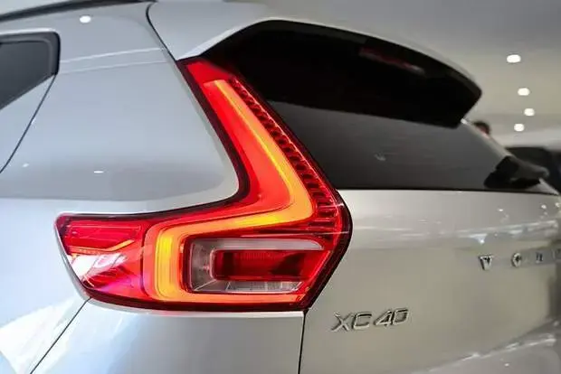 Volvo XC40 2.0 T4 GASOLINA GEARTRONIC