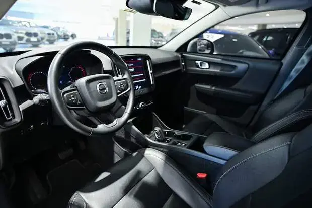 Volvo XC40 2.0 T4 GASOLINA GEARTRONIC