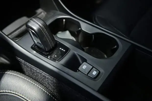 Volvo XC40 2.0 T4 GASOLINA GEARTRONIC
