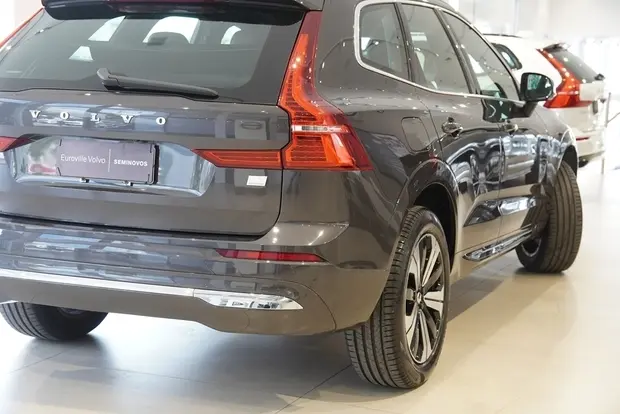 Volvo XC60 2.0 T8 RECHARGE PLUS AWD GEARTRONIC
