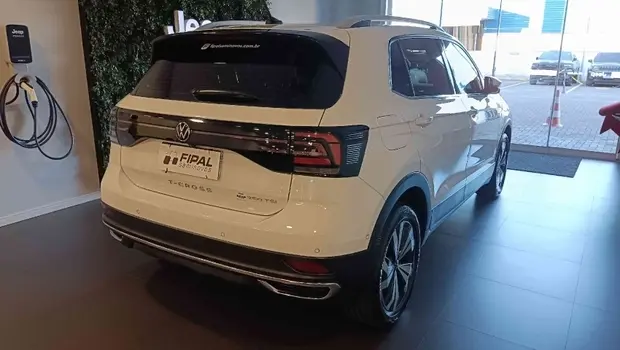 Volkswagen T-CROSS 1.4 250 TSI TOTAL FLEX HIGHLINE AUTOMÁTICO