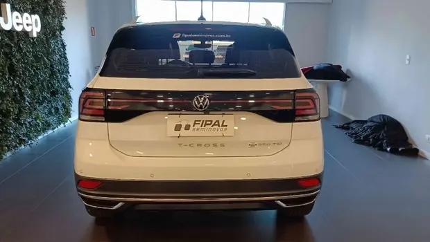 Volkswagen T-CROSS 1.4 250 TSI TOTAL FLEX HIGHLINE AUTOMÁTICO